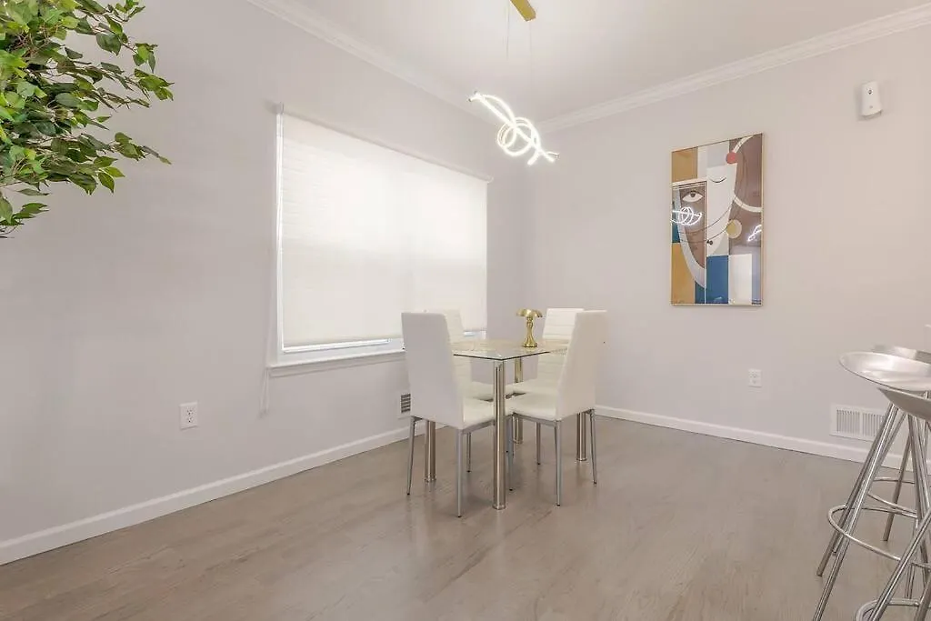 Beautiful 3Bedroom Apartment Elizabeth 0*,  United States