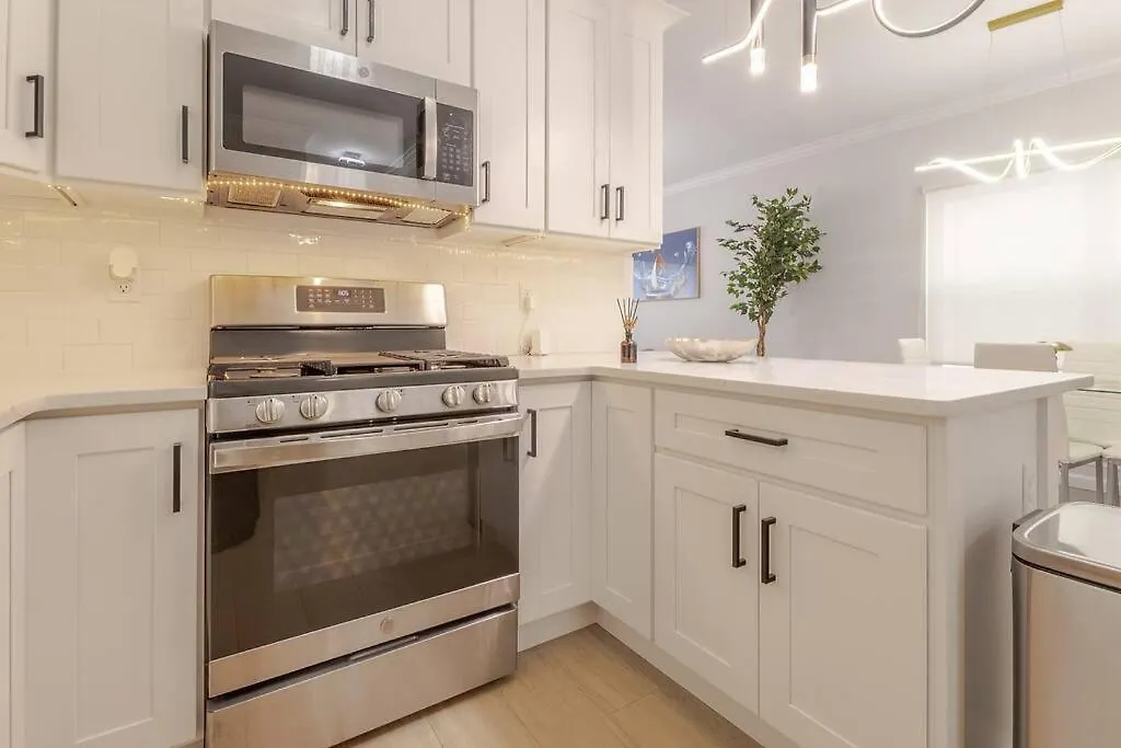 Beautiful 3Bedroom Apartment Elizabeth