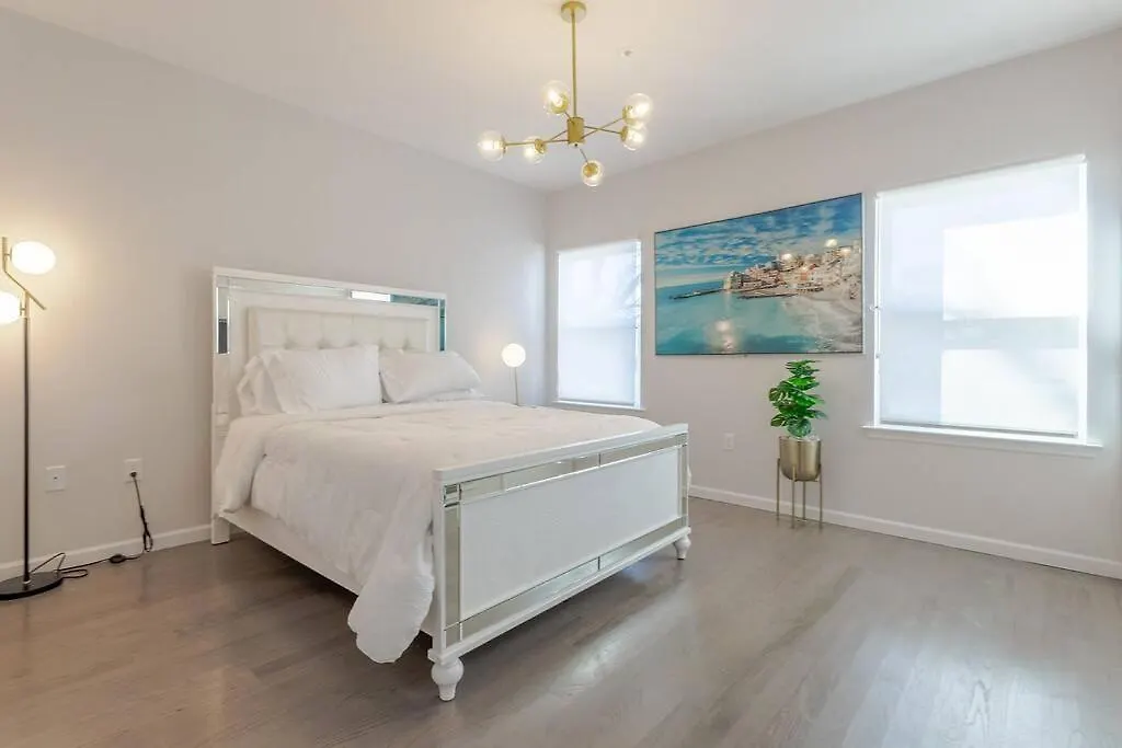 Beautiful 3Bedroom Apartment Elizabeth 0*,  United States