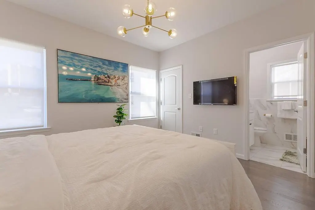 Beautiful 3Bedroom Apartment Elizabeth